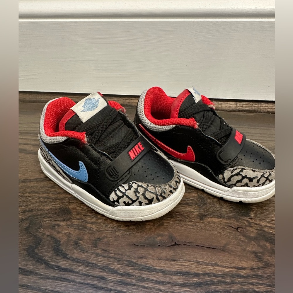 Nike Air Jordan Legacy 312 Low Toddler Sneakers